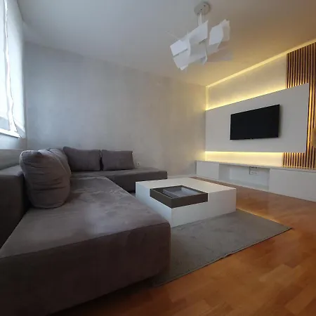 I Zagreb, Free Private Parking Apartment